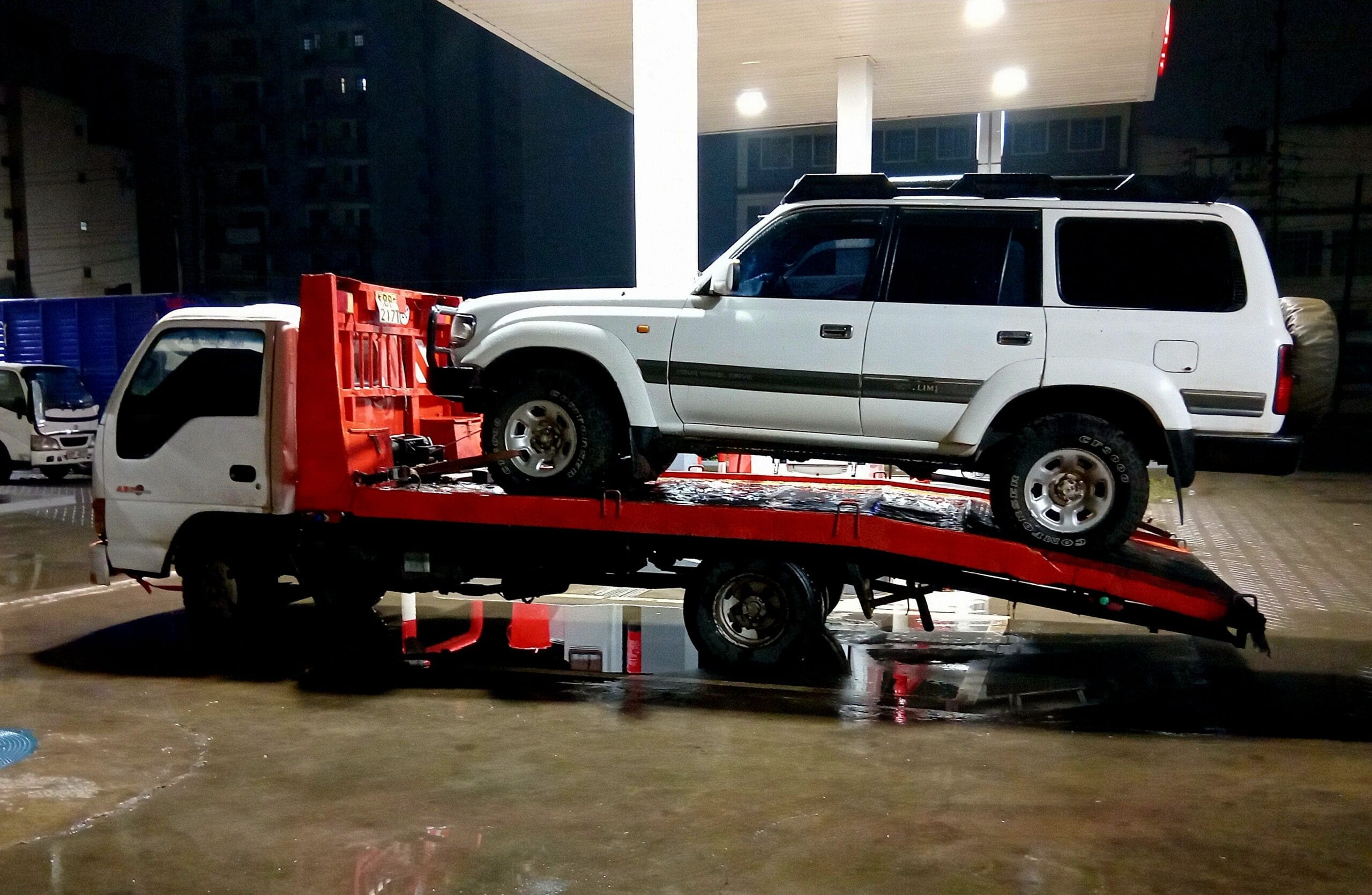 flatbed towing and breakdown services in nairobi Kenya 