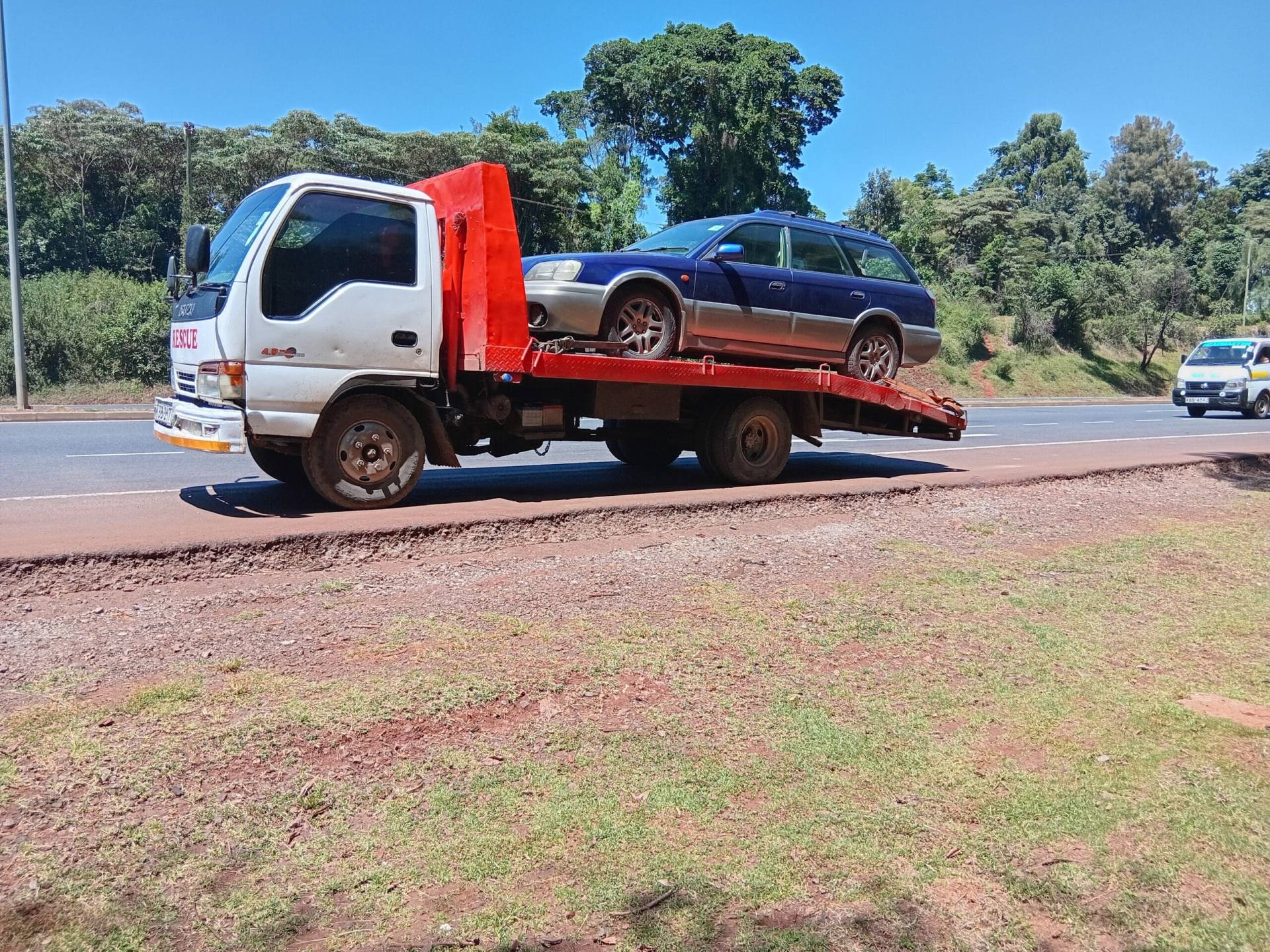 towing and breakdown services in narumoru